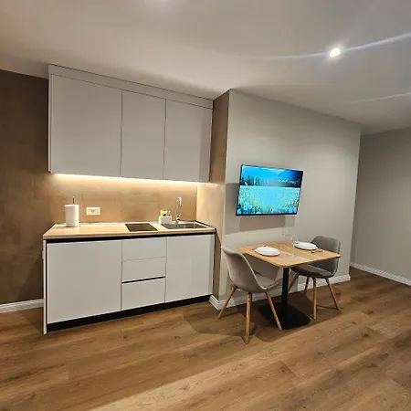 Apartman Jacuzzi Center Tirana